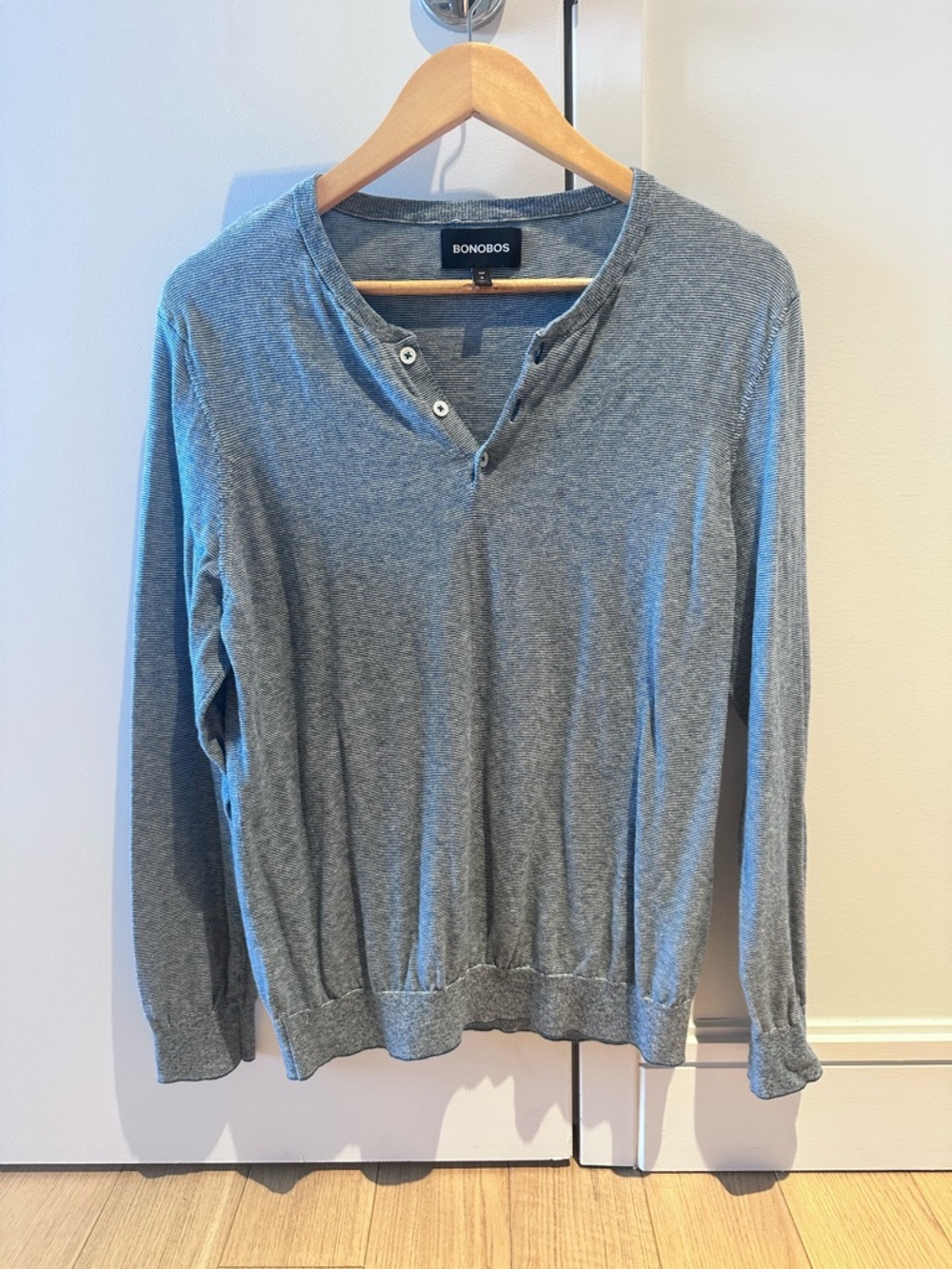Bonobos Blue-Gray Long-Sleeve Henley Sweater